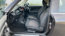 MINI Hatchback 1.5 Cooper D 3dr Diesel Hatchback